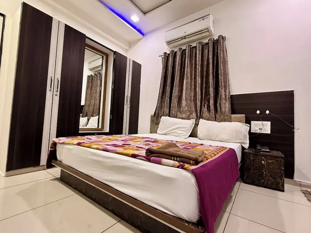 Hotel White Palace