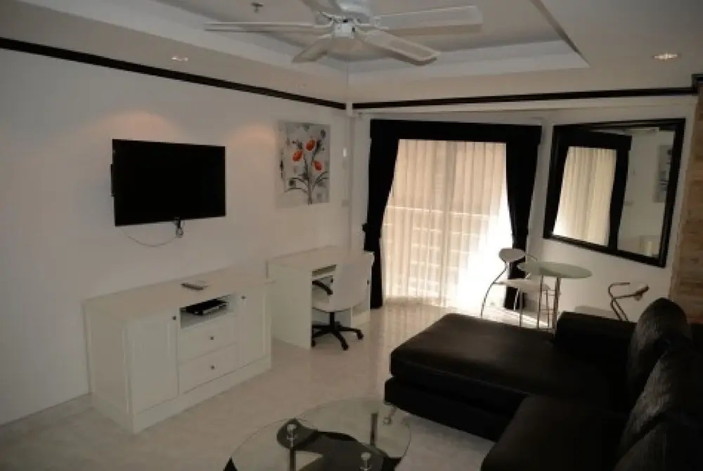 Jomtien Beach Condominium 6th Floor Apartment