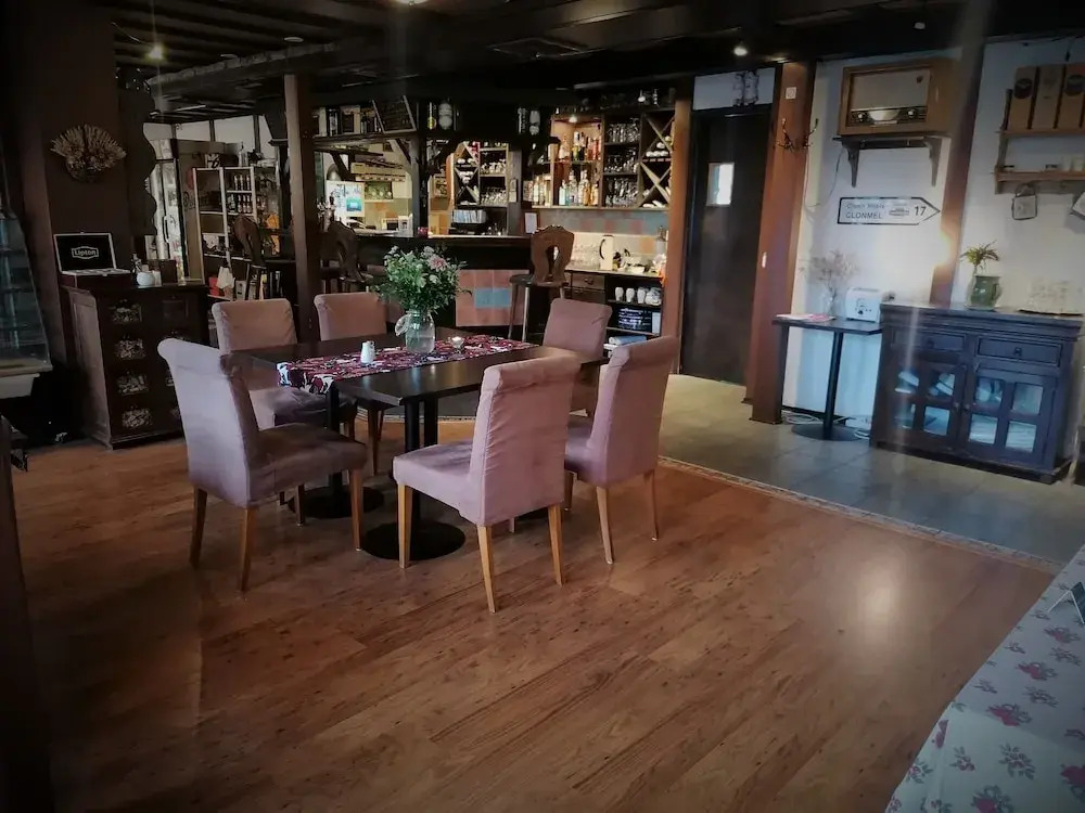 Cronins Guesthouse Bed & Breakfast