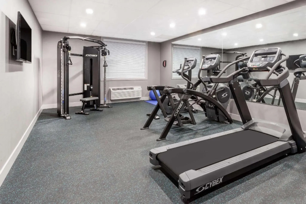 Best Western Plus Airdrie Gateway