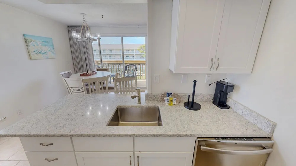 Sandpiper Cove 2033 1 Bedroom Condo