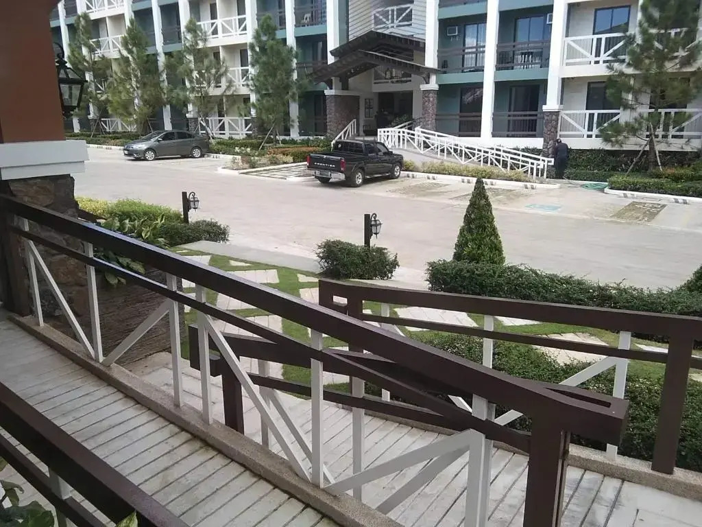 ACS Pine Suites Tagaytay
