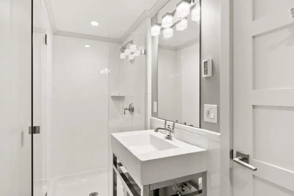 Beautiful Remodeled Home 30 night min