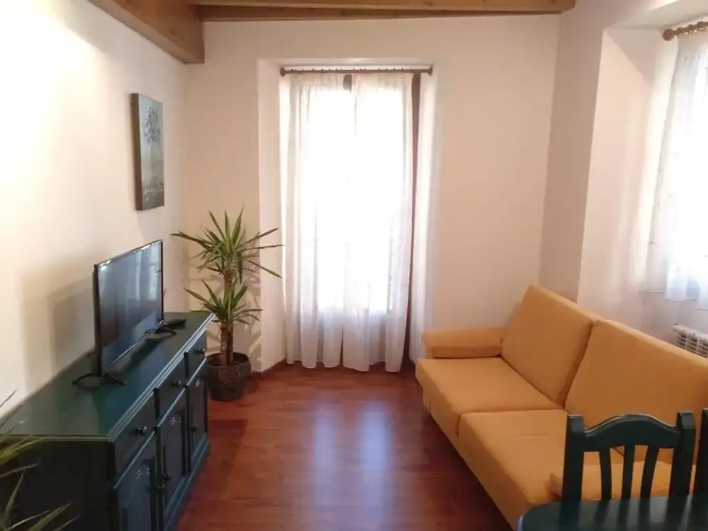 Apartamentos Turisticos Javier Lugo