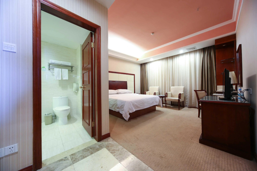 Holiday Inn Express Shanghai Gumei by IHG