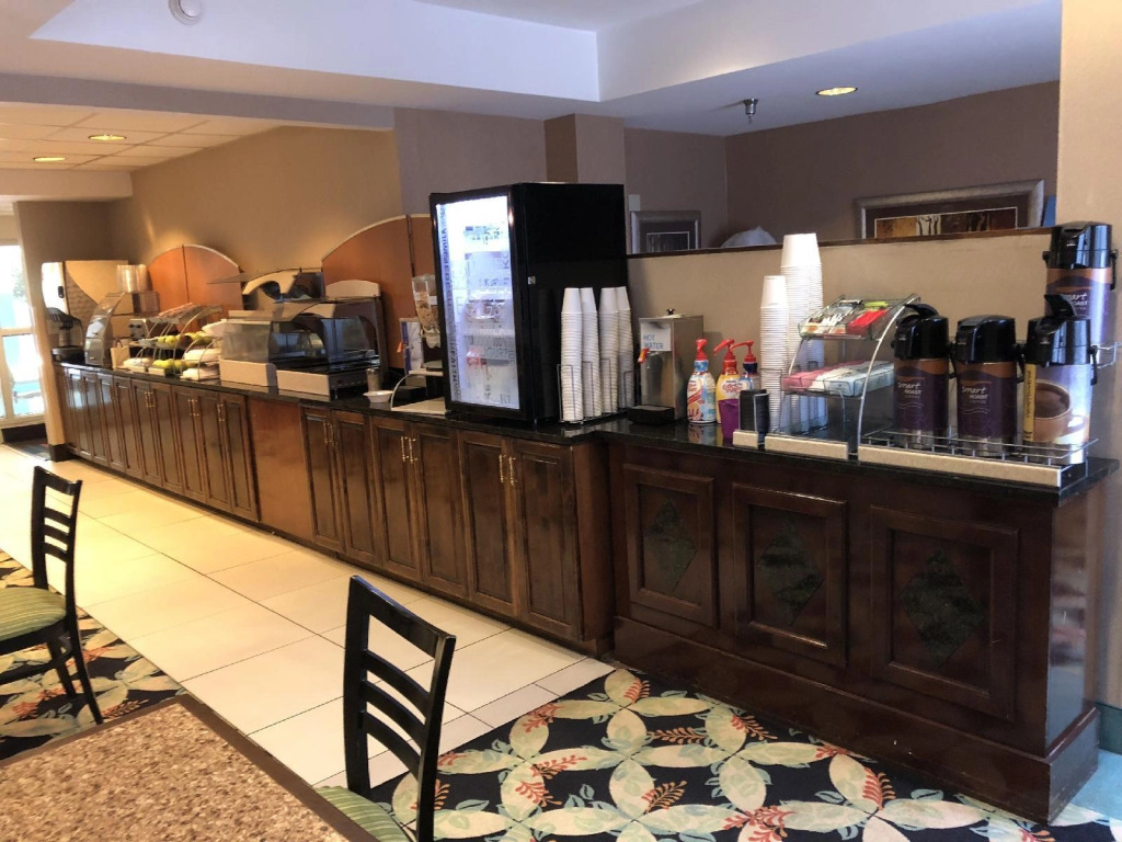 Holiday Inn Exp Murrell Inlet Myrtle Bch