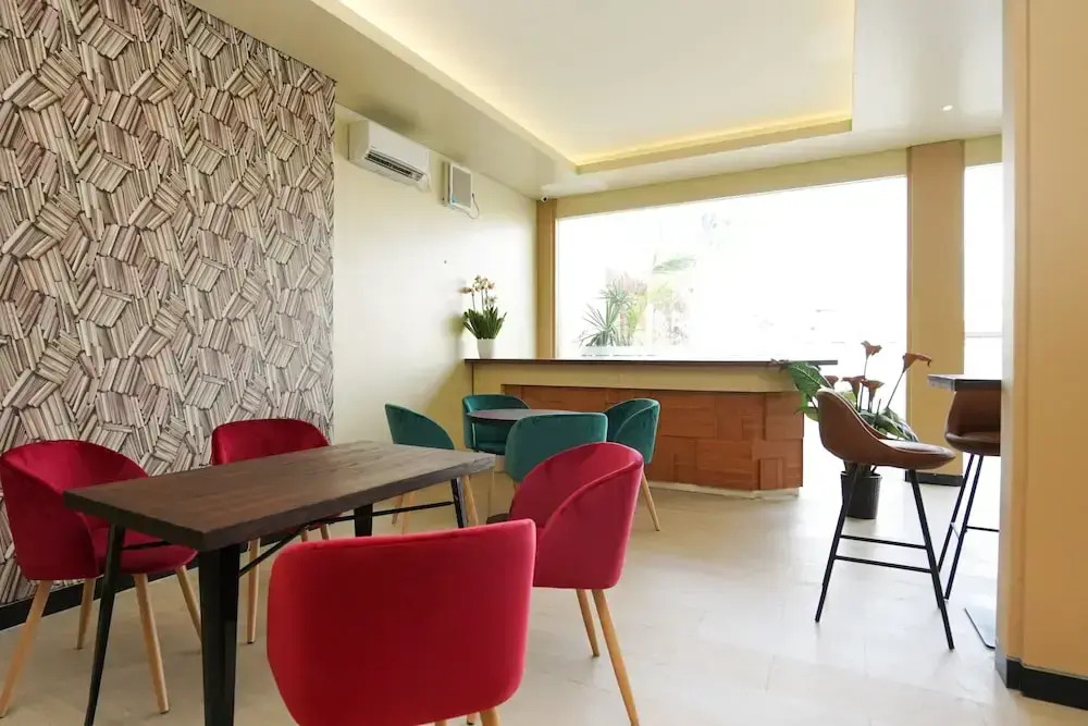 Cahaya 3 Hotel Near Juanda Airport