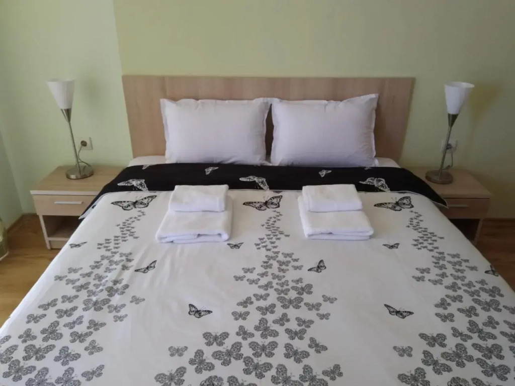 Private Apartment A12 in July Morning Seaside Resort