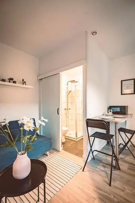 La Suite - Paisible et à deux pas de la gare