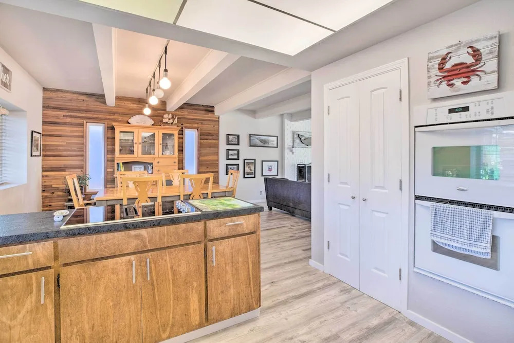 Pet-Friendly Rockaway Beach Home w/ Fire Pit