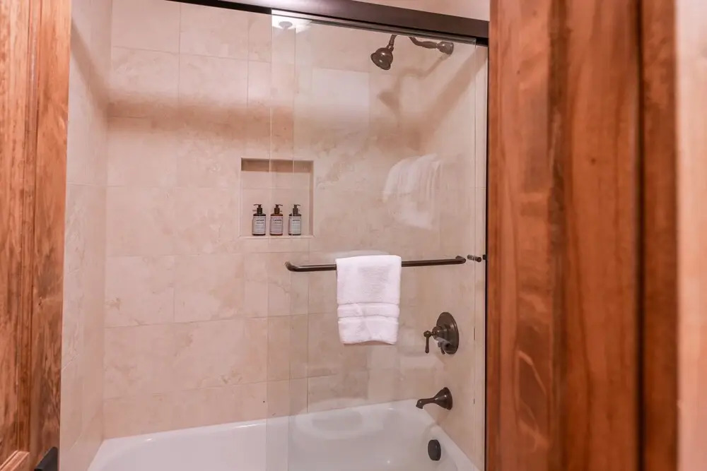 5th Floor 2bd/2ba Condo With Magnificent Views 2 Bedroom Condo by RedAwning