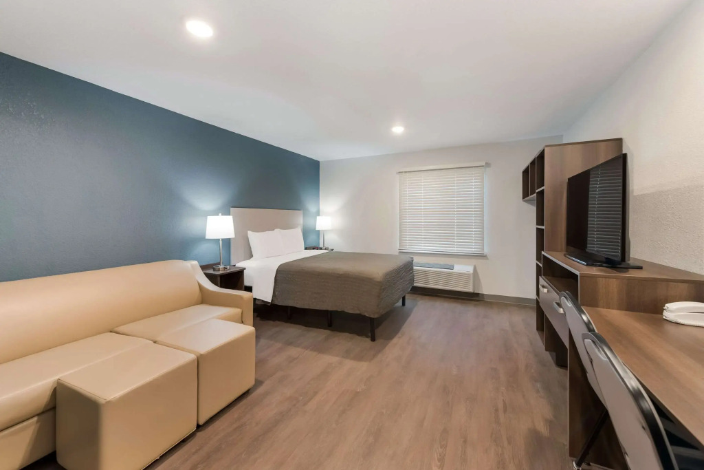 WoodSpring Suites Dayton North