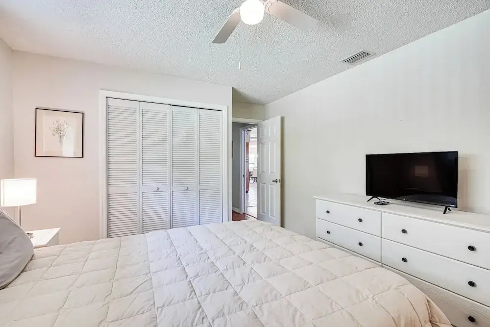 Fort Myers Home, Lanai & Private, Heated Pool