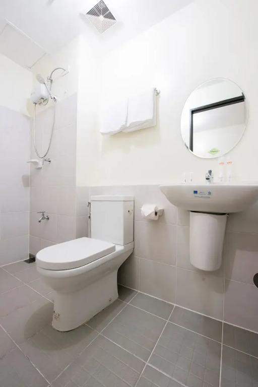 Oyo 445 Vinia Residences by Filinvest