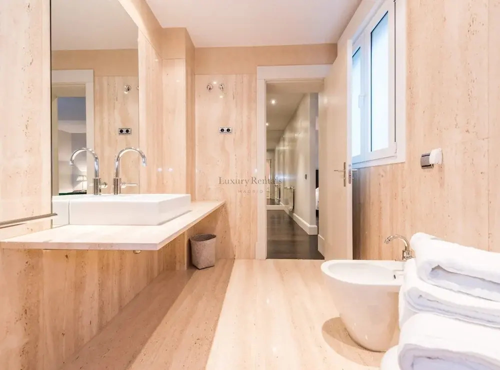 2 bedrooms Golden Mile barrio Salamanca ( Serrano I )