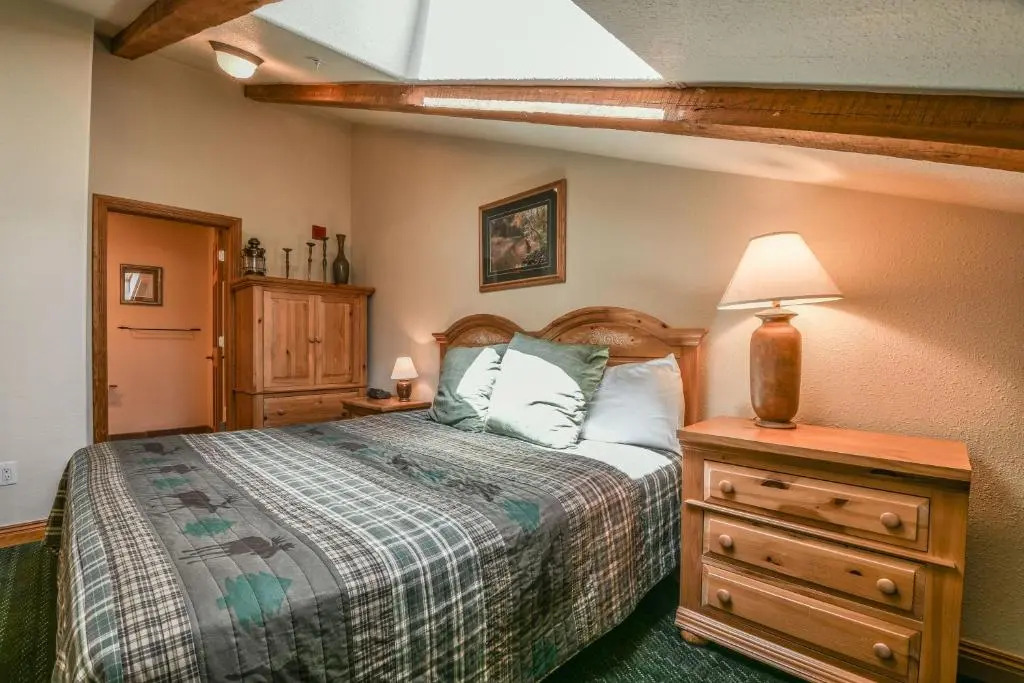 Hidden River Lodge 5995
