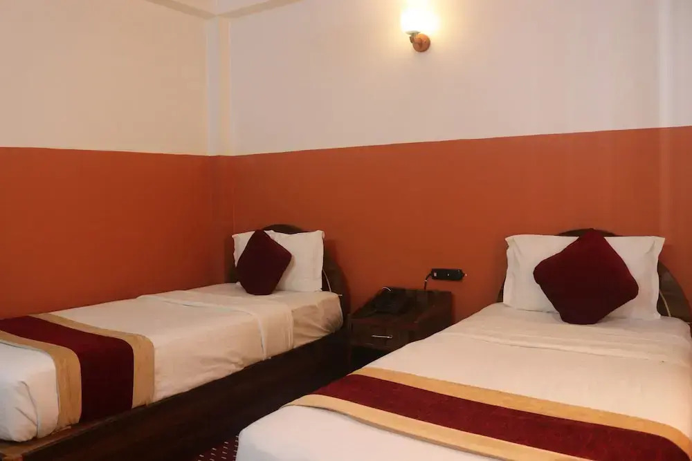 Hotel Aakansh