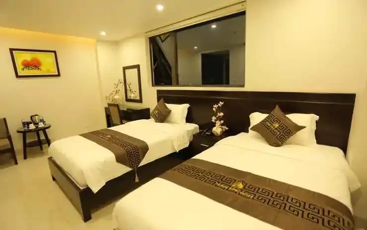 Khach San Trong Dong