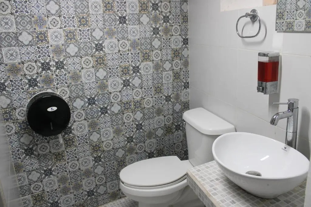 Hotel Guaranducha Inn