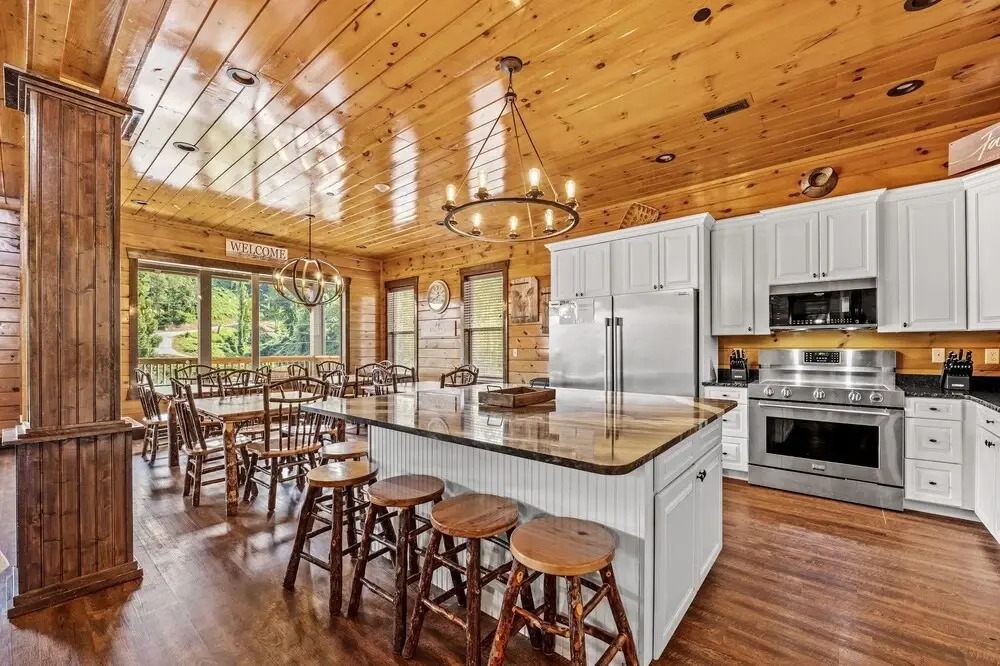 The Majestic Pine Retreat 13 Bedroom Home by Redawning