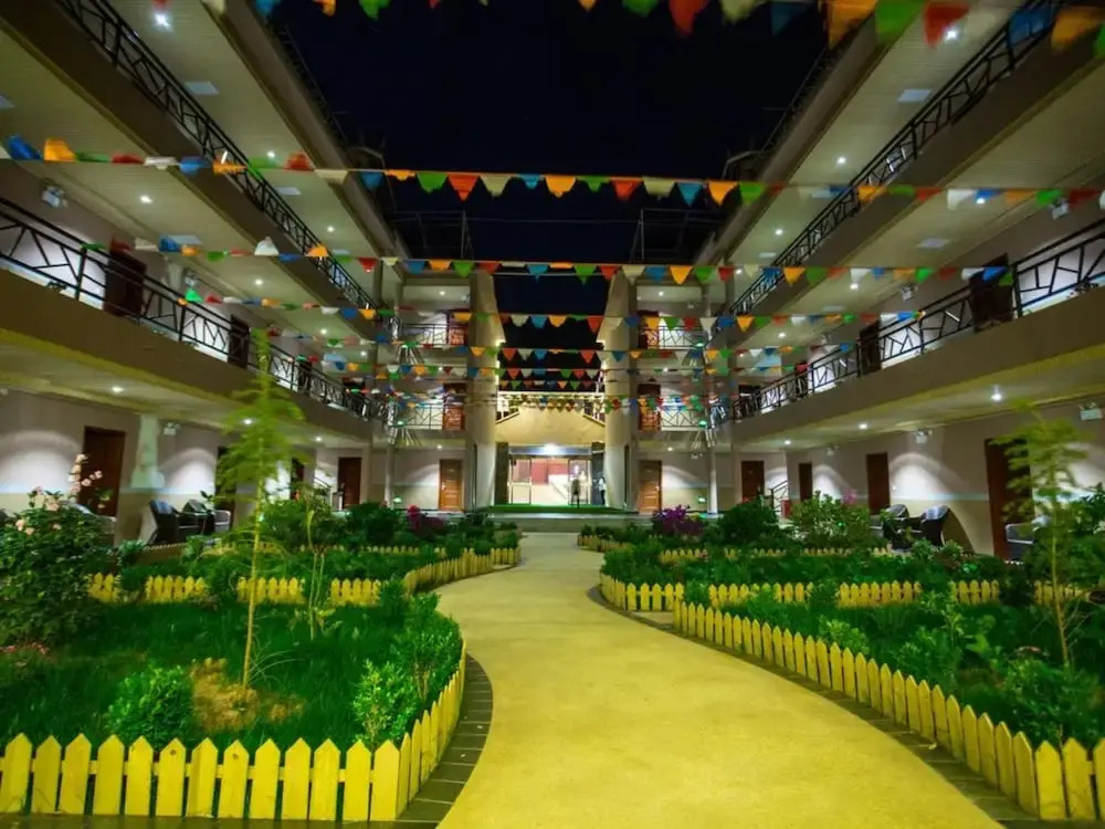 Lugu Shiguang Hotel