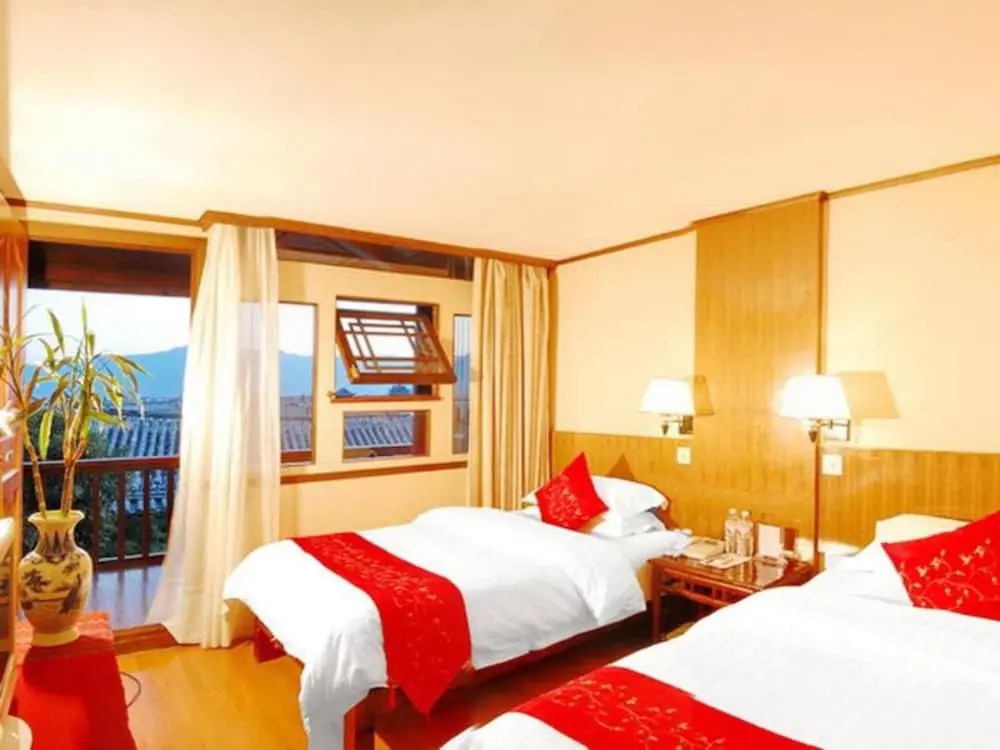 Kunming Lirui Hotel (Plateau Pearl International Trade City)