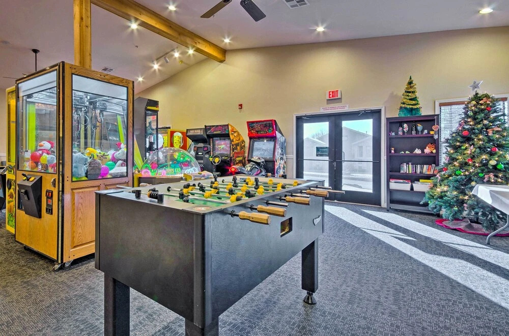 Family-friendly Condo ~ 3 Mi to Branson Landing