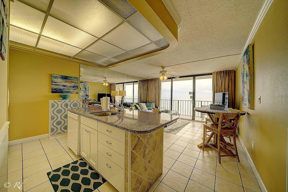 Edgewater 1008-3