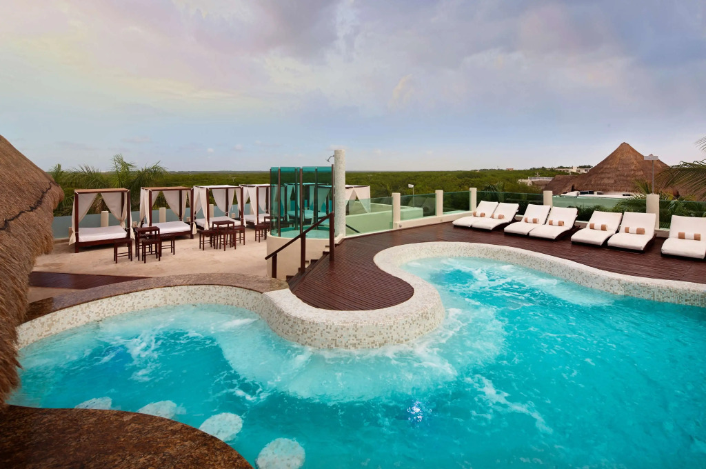 Desire Riviera Maya Resort All Inclusive, Exclusively for Couples
