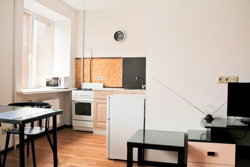 Apartment ALLiS-HALL on Karla Libknekhta 18