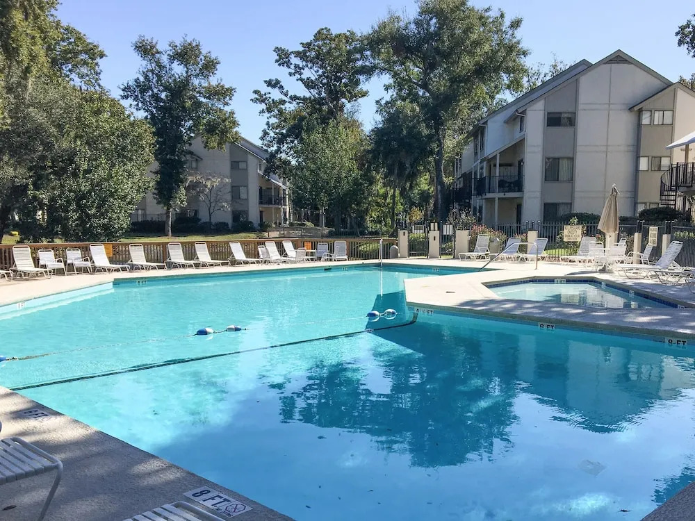 114sprin 2 Bedroom Condo