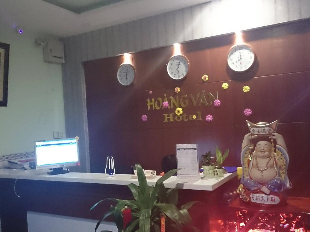 Hoang Van Hotel