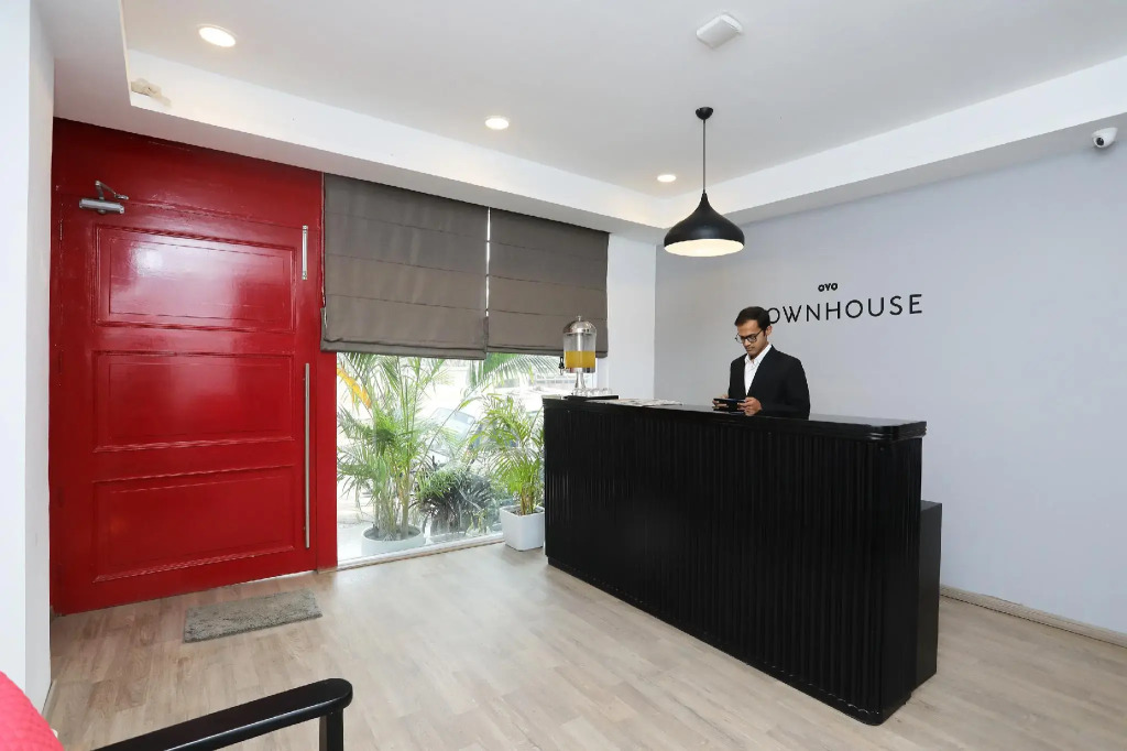 OYO Townhouse 060 Airport Green Arcade