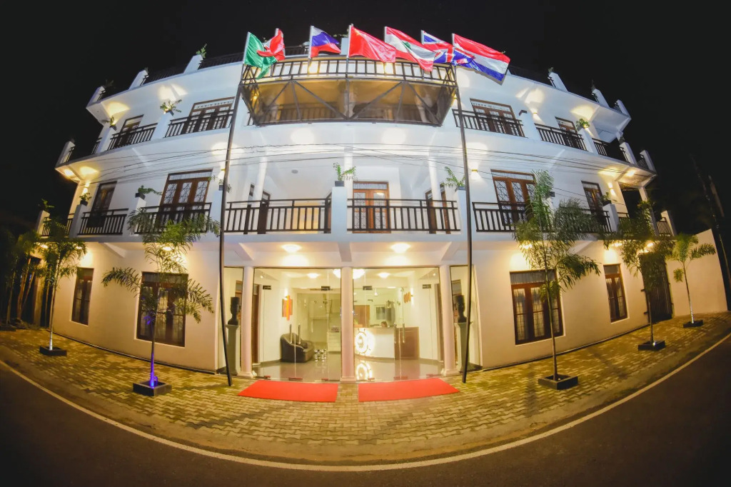 Asian Grand Hotel