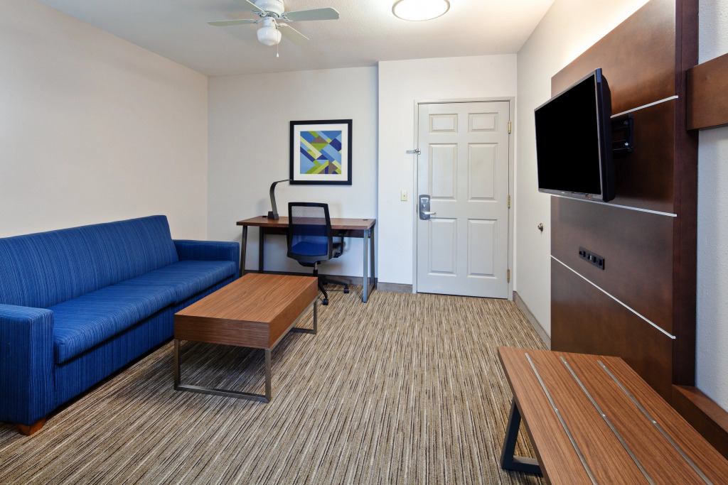 Holiday Inn Express & Suites Rancho Mirage - Palm Spgs Area by IHG