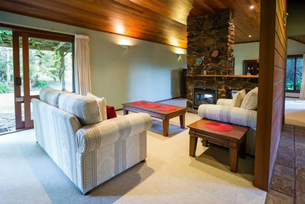 Mt Glorious Getaways