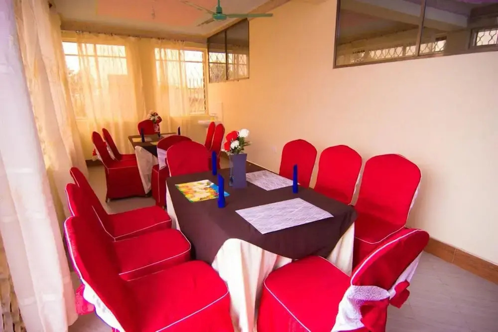 Leosim Hotel