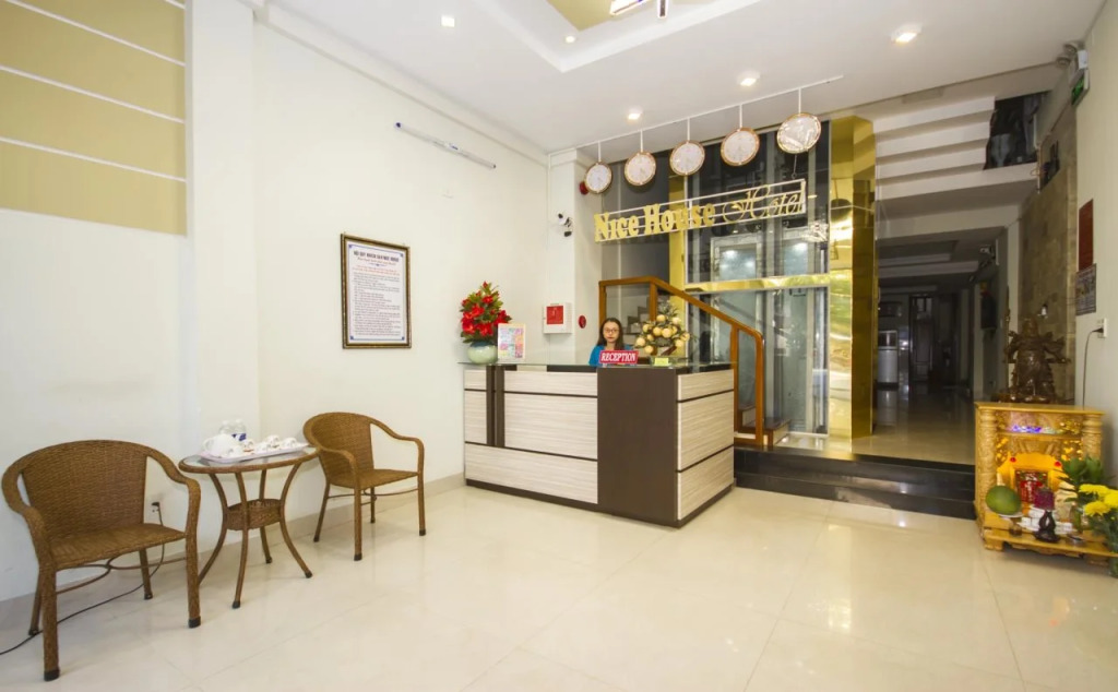 Nice House Hotel