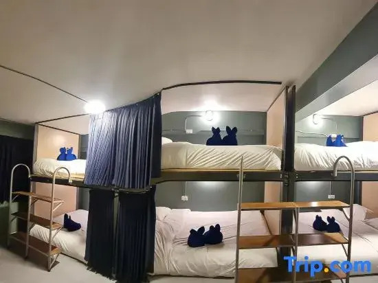 Glur Hostel Pattaya Walking Street