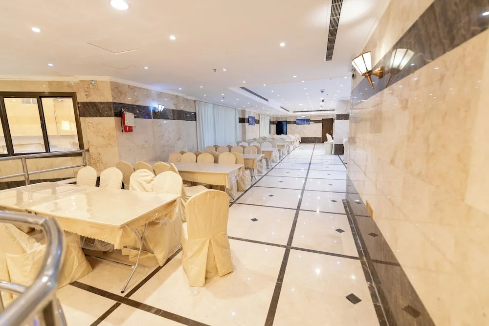 فندق سفير المسك Safeer Almisk Hotel