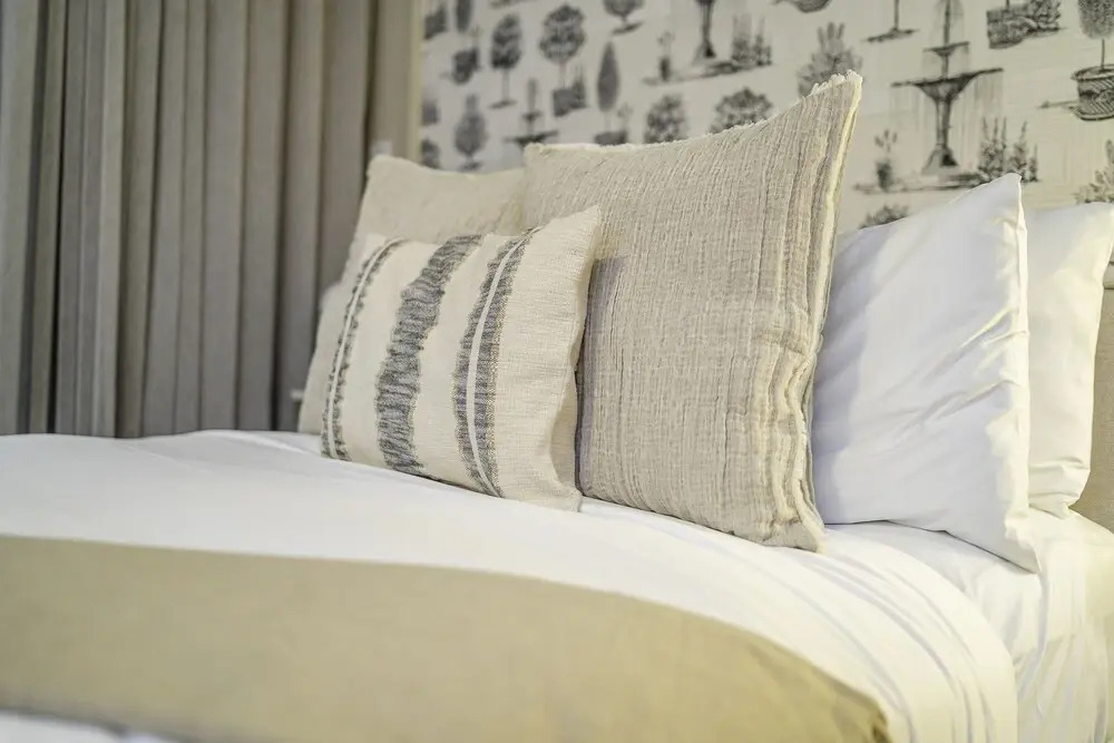 Monty - Upscale Modern 1BR in the heart of DT Dubai