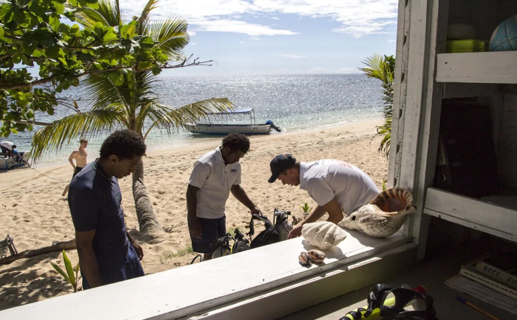 Barefoot Kuata Island Resort
