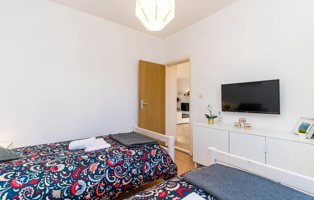 Awesome Home in Bosanka With Wifi and 2 Bedrooms