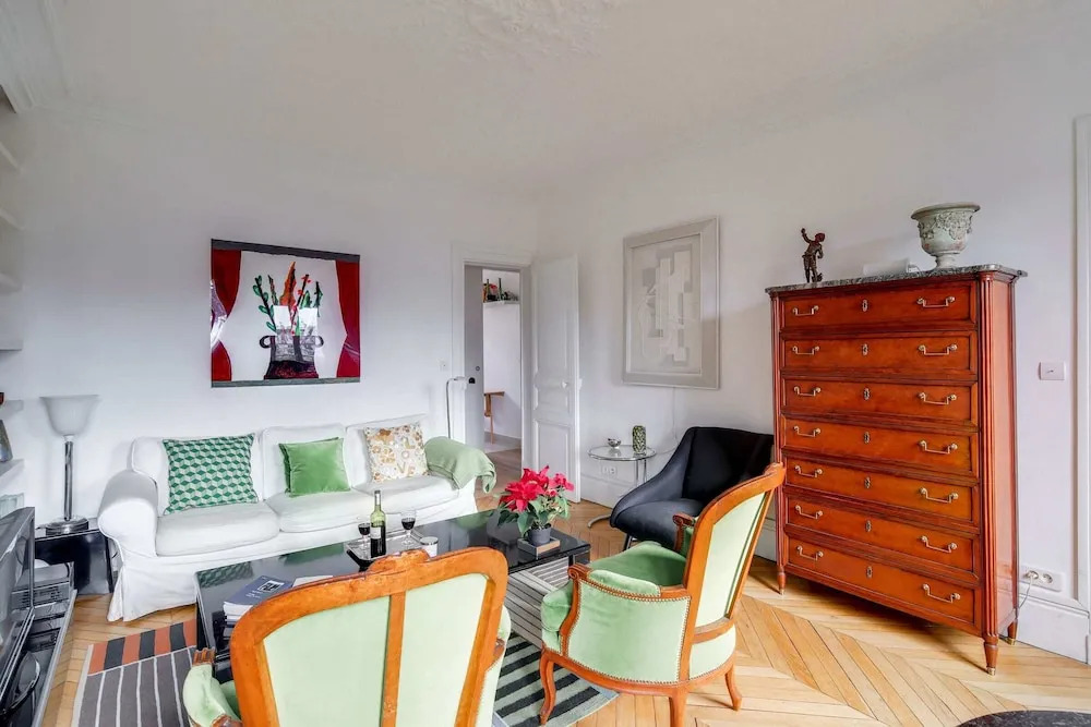 Gorgeous Flat - 3 Mins to Oberkampf Metro