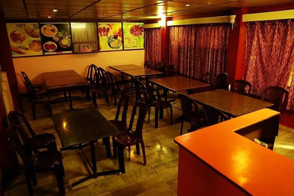Hotel Blue Bird by OYO Rooms