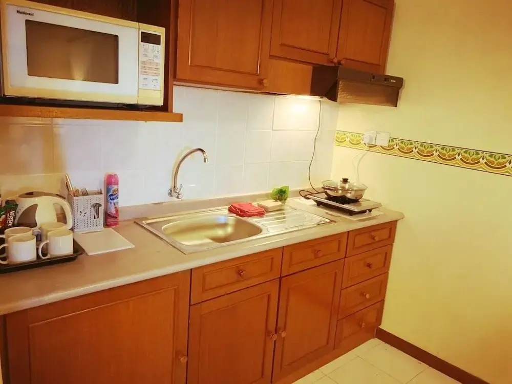 LA ClassicCo Suites