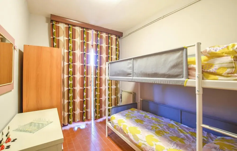 Nice Apartment in Lido di Camaiore With 2 Bedrooms and Wifi