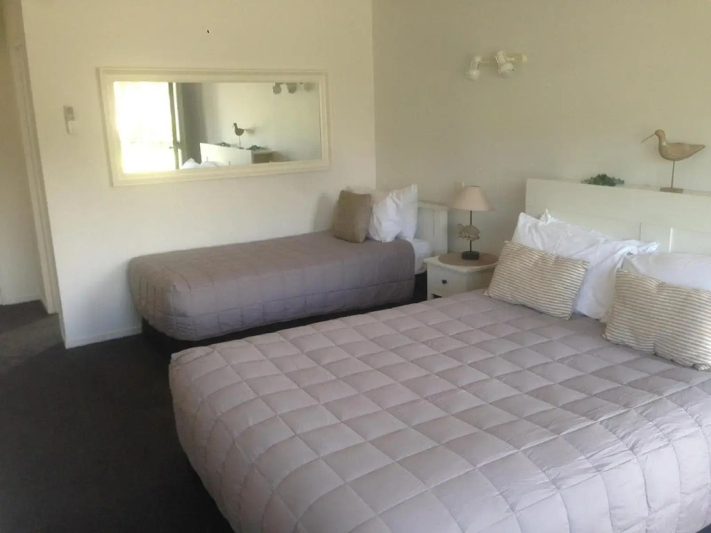 Motel Oasis
