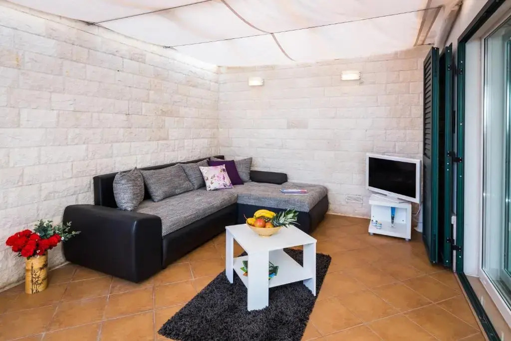Maki Exclusive Apartments