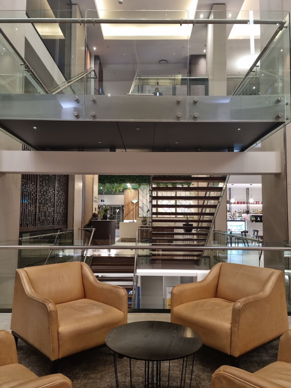 CENTURY CLUB - Luxury Apartment Hotels